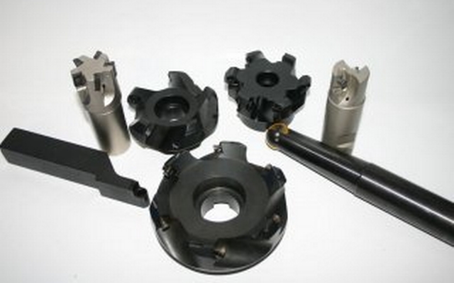 CARBIDE CUTTING TOOLS